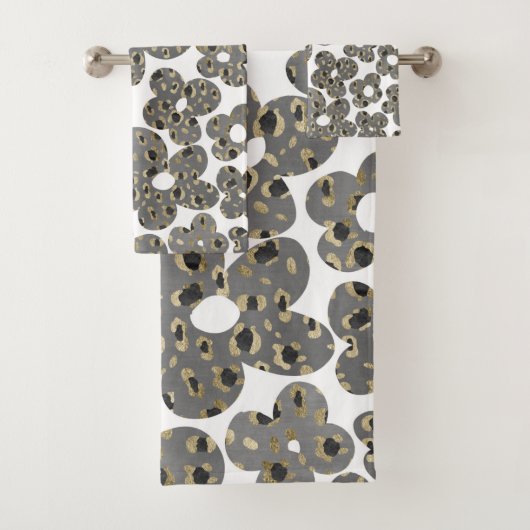Retro Daisies Animal Print Glam #1 #retro #flower Bad Handdoek (Insitu)