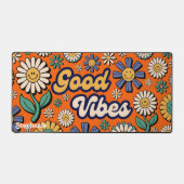 Retro Daisies Groovy 70s Good Vibes Naam Script Bureaumat (Voorkant)