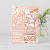 Retro Daisy 10e Verjaardagsuitnodiging Kaart (Staand voorkant)