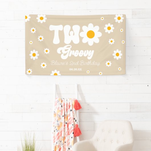 Retro Daisy Bloem Twee Groovy 2e Verjaardagsfeest Spandoek (Insitu)