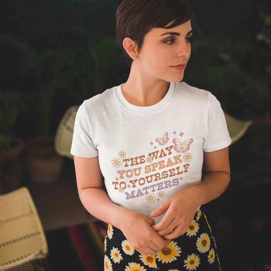 Retro Daisy en Butterflies Quote T-Shirt