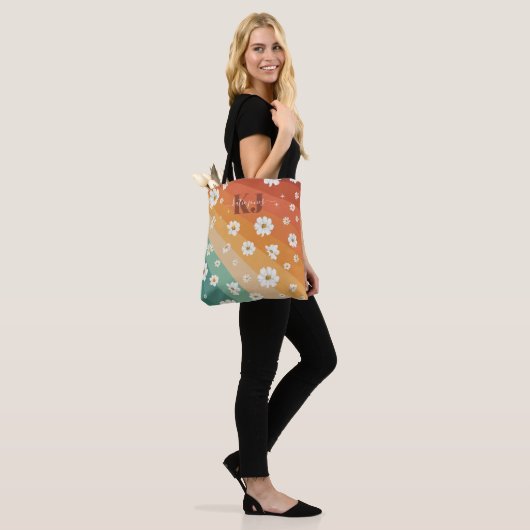 Retro Daisy Floral Rainbow Monogram Tote Bag (Op model)