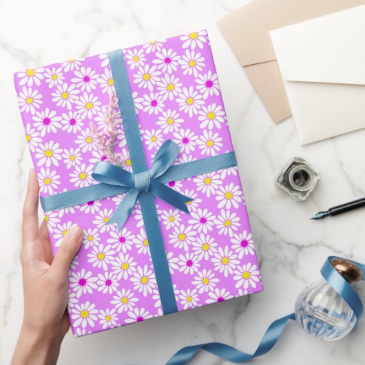 Retro Daisy Florals op roze inpakpapier (Geschenken)
