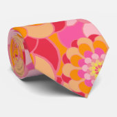 Retro daisy flowers. sinaasappel, rood, geel, girl stropdas (Opgerold)