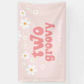 Retro Daisy Two Groovy Pink Floral 2e verjaardag Spandoek (Verticaal)
