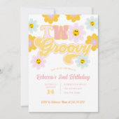 Retro Daisy Two Groovy Second Birthday Uitnodiging (Voorkant)