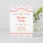 Retro Daisy Verjaardag Slumber Party Kaart (Staand voorkant)