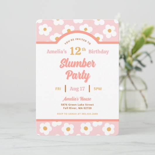 Retro Daisy Verjaardag Slumber Party Kaart (Staand voorkant)