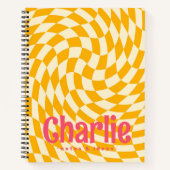 Retro dambord wervelgolf voeg naam geel roze toe notitieboek (Voorkant)