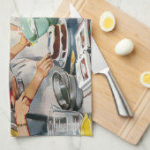 Retro-dames die een kook maken Theedoek (Quarter Fold)