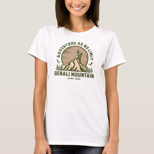 Retro Denali Mountain Hike Sunset T-shirt (Voorkant)