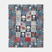 Retro Denim Patchwork met Rozen Schedels Skeletten Fleece Deken (Voorkant)