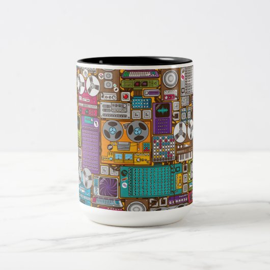 Retro Devices Recording Studio-Mok Tweekleurige Koffiemok (Center)