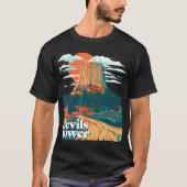 Retro Devils Tower Monument design T-shirt (Voorkant)
