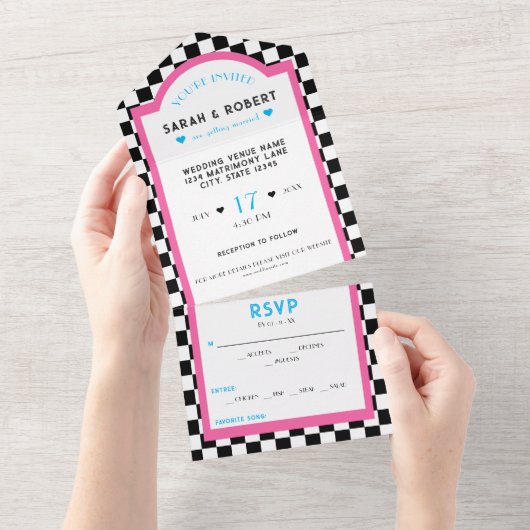 Retro Diner Checkerboard Roze & Blauw Bruiloft All In One Uitnodiging (Afscheurbaar)