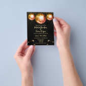 retro disco ball zwarte huwelijksuitnodiging flyer (Hand)