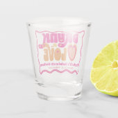 Retro Dronken in Love Bachelorette Weekend Shot Glas (Achterkant)