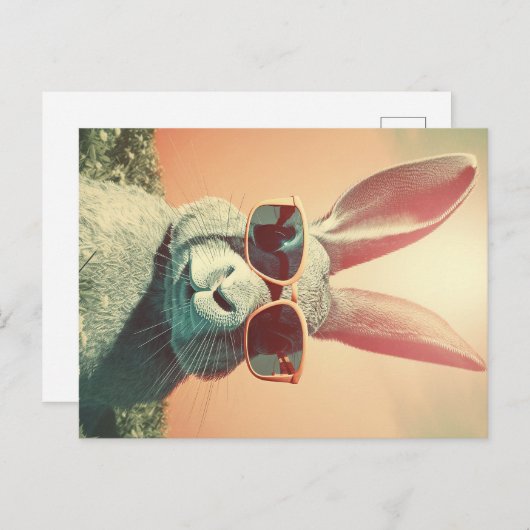 Retro Easter Bunny Chillaxing in de gras Briefkaart (Voorkant / Achterkant)