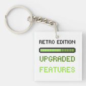 Retro Edition Upgraded Features Pixel Art Gaming  Sleutelhanger (voorkant)