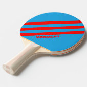 Retro Elektrisch Blauw Rood Drie Strepen Met Naam Tafeltennisbatje (Voorkant Gekanteld)