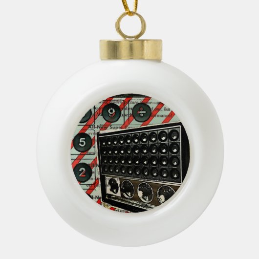 Retro elektronica luidspreker Short Wave Radio Keramische Bal Ornament (Voorkant)