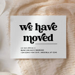 Retro en Boho Black and White Bewegende Aankondigi Briefkaart<br><div class="desc">Deze trendy,  boho stijl zwart-wit bewegende aankondiging zegt "we hebben bewogen" in retro zwarte typografie op een eenvoudige witte achtergrond. De perfect stijlvolle manier om vrienden en familie te laten weten dat je een nieuw huis hebt.</div>