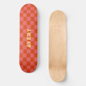 Retro esthetisch roze en rood dambordpatroon persoonlijk skateboard (Voorkant)