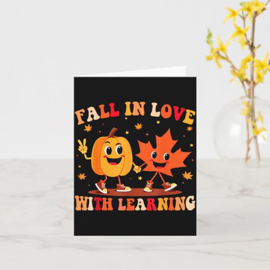 Retro Fall In Love With Learning Autumn Pumpkin Te Kaart (Gele Bloem)
