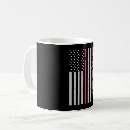 Retro Fight American Flag Breast Cancer Awareness Koffiemok (Voorkant links)