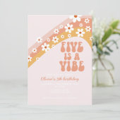 Retro Five is een Vibe Groovy 5-jarige verjaardag Kaart (Staand voorkant)