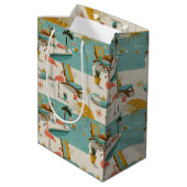 Retro Flamingo Poolside Summer Pattern (10) Medium Cadeauzakje (Achterkant Gekanteld)