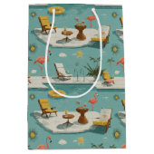 Retro Flamingo Poolside Summer Pattern (9) Medium Cadeauzakje (Voorkant)