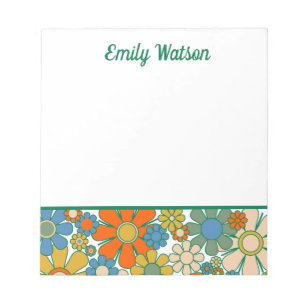 Retro Floral 60s 70s Flowers Gepersonaliseerd Notitieblok