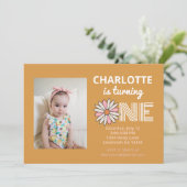 Retro Floral Daisy First Birthday Kaart (Staand voorkant)