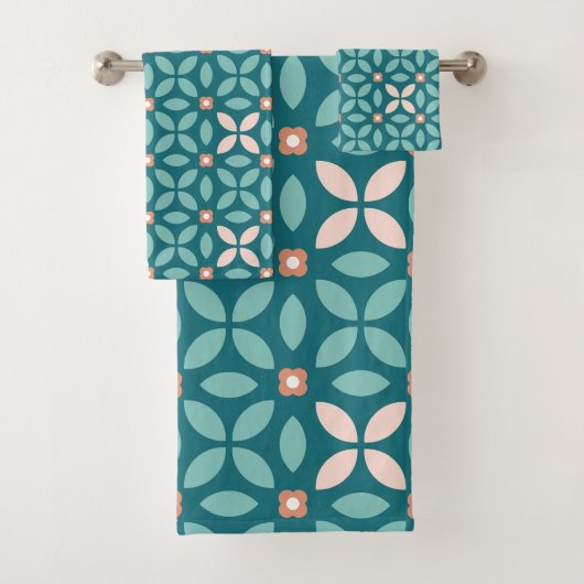 Retro Floral Geo Pattern Blauwgroen, Perzikpatroon Bad Handdoek (Insitu)