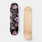 Retro Floral Patroonroze op zwart Persoonlijk Skateboard (Voorkant)