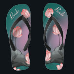 Retro Floral Pattern Lotus Wedding Bride Teenslippers<br><div class="desc">Het ontwerp is voorzien van roze lotus waterverf die donkergroene tot roze grijze achtergrond schildert. Het retro esthetische patroon is klassiek maar trendy. Deze gepersonaliseerde en prachtige teenslippers zijn een gedenkwaardig geschenk voor leden van de bruiloft: bruid, bruidsmeisje, bruidsmoeder, eermeisje... Ze zullen een stijlvolle dosis glam toevoegen aan je trouwdag,...</div>