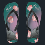 Retro Floral Pattern Lotus Wedding Bride Teenslippers<br><div class="desc">Het ontwerp is voorzien van roze lotus waterverf die donkergroene tot roze grijze achtergrond schildert. Het retro esthetische patroon is klassiek maar trendy. Deze gepersonaliseerde en prachtige teenslippers zijn een gedenkwaardig geschenk voor leden van de bruiloft: bruid, bruidsmeisje, bruidsmoeder, eermeisje... Ze zullen een stijlvolle dosis glam toevoegen aan je trouwdag,...</div>