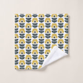 Retro Floral Pattern Navy and Mustard Yellow Bad Handdoek (Wasdoekje)