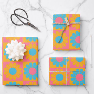 Retro Flower Checkerboard in Yellow and Blue Inpakpapier Vel