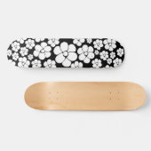 Retro Flower Pattern in White op Black Persoonlijk Skateboard (Horizontaal)
