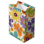 Retro Flowers Sinaasappel Lila en Groen Medium Cadeauzakje (Voorkant Gekanteld)