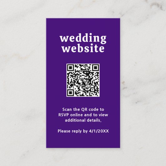 Retro Font Paarse QR Code Modern Wedding Informatiekaartje (Voorkant)