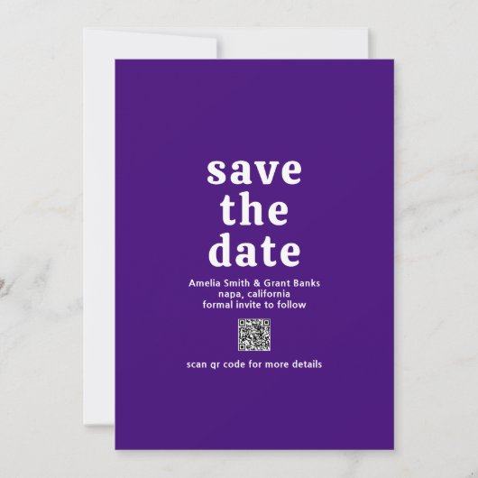 Retro Font Paarse QR Code Modern Wedding Save The Date (Voorkant)