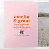 Retro Font Sinaasappel en Roze QR Code Fotobruilof Drieluik Uitnodiging (Binnenzijde eerst)