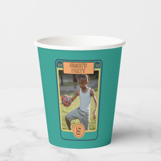 Retro Football Kaart geïnspireerd Boy Party Papieren Bekers (Voorkant)