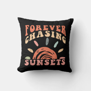 Retro  Forever Chasing Zonsondergangen Zomervakant Kussen