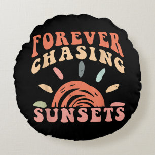 Retro  Forever Chasing Zonsondergangen Zomervakant Rond Kussen