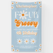 Retro Four Ever Groovy Boys 4e Verjaardag Welkom Spandoek (Verticaal)