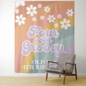 Retro Four Ever Groovy Rainbow Wandkleed (In situ)